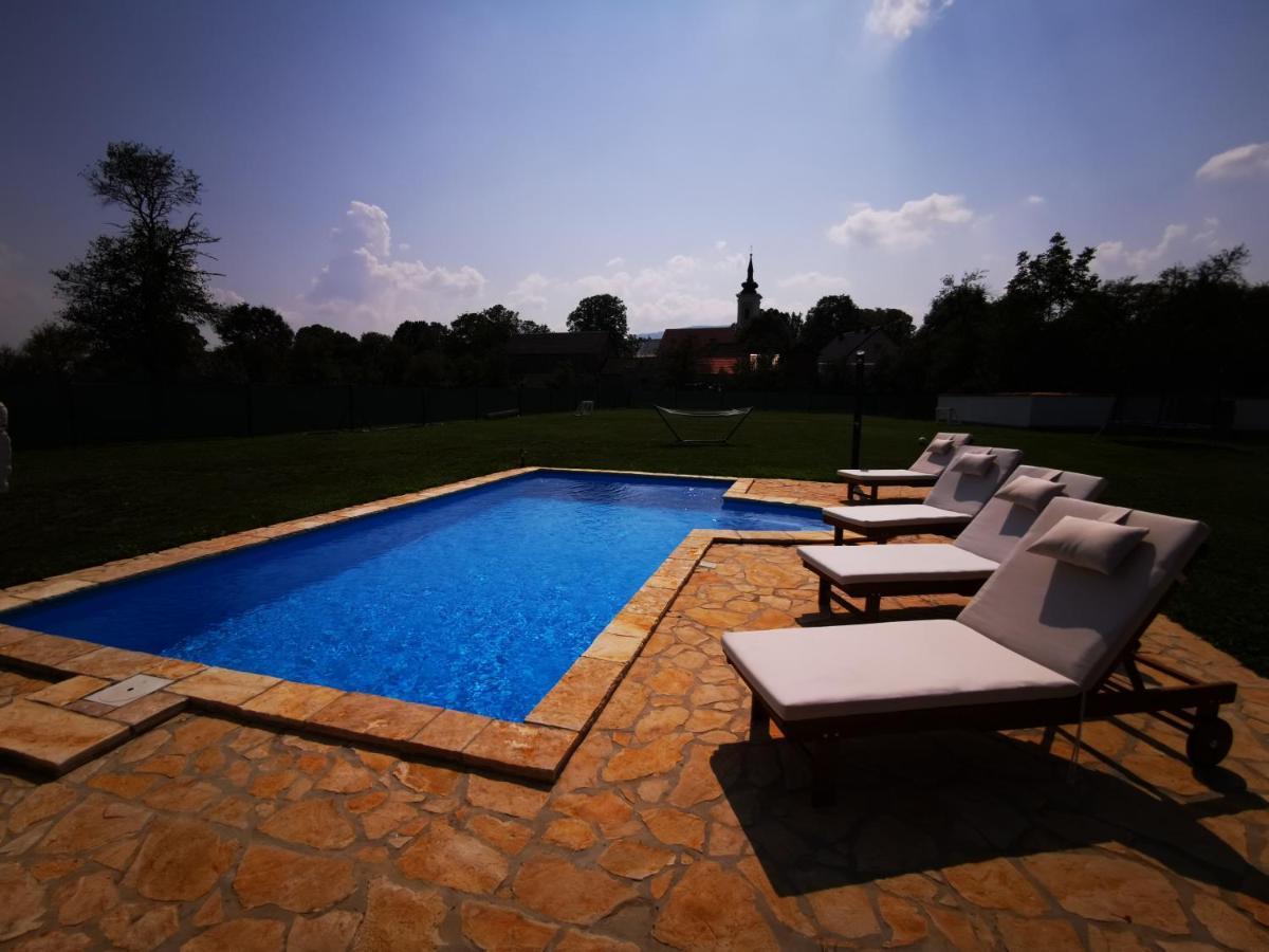 Holiday Home Bulog Sinac Buitenkant foto