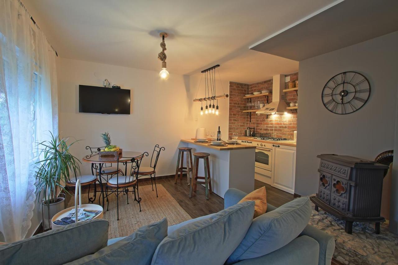Holiday Home Bulog Sinac Buitenkant foto