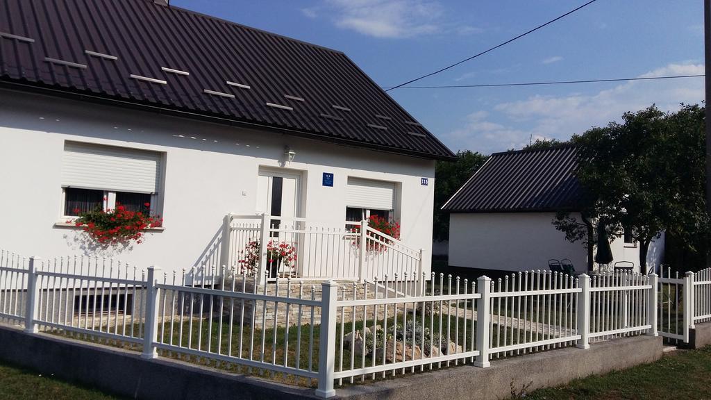 Holiday Home Bulog Sinac Buitenkant foto